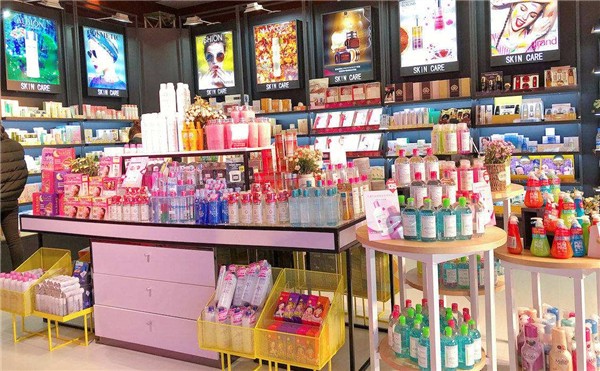 加盟橙小橙化妝品店 開啟美妝零售事業新篇章